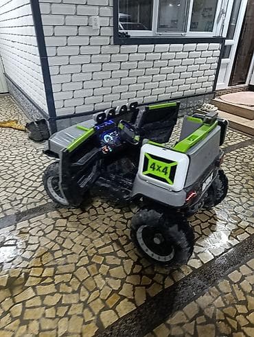 Детский электромобиль-внедорожник 4x4 (двухместный) - Полный привод
