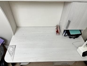 Компьютерные столы: Компьютерный стол, Б/у, С полками — 2