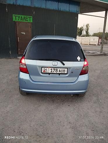 colf 2: Honda Fit: 2002 г., 1.5 л, Вариатор, Бензин, Хэтчбэк — 3
