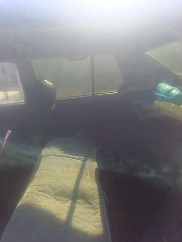 ващ 21099: Volkswagen Vento: 1992 г., 1.8 л, Седан — 5