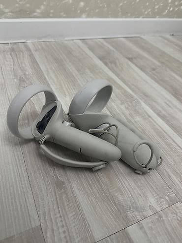 Nintendo: Продаю VR-шлем Meta Quest 2 в отличном состоянии. Всё работает — 3