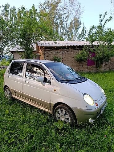 бишкек мотоцикл: Daewoo Matiz: 2002 г., 0.8 л, Кол менен иштөөчү, Бензин — 3