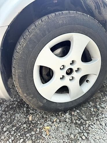 Продажа авто: Nissan Primera: 2002 г., 1.8 л, Механика, Бензин, Хэтчбэк — 4
