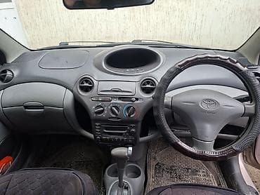 линолеум для авто: Toyota Vitz: 2001 г., 1 л, Автомат, Бензин, Хэтчбэк — 1