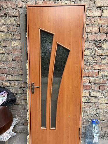 крыша дома: Двери для домов и квартир, Деревянная, Одностворчатая, Со стеклом, цвет - Коричневый — 1