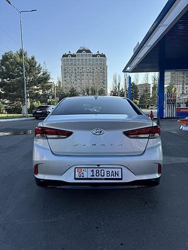 бампер на санату: Hyundai Sonata: 2019 г., Автомат, Газ, Седан — 4