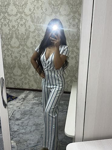 весенние комбинезоны: Комбинезон летний 😍
Цена-400 сом 
Размер s — 1