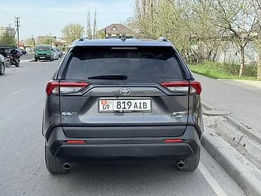 colf 2: Toyota RAV4: 2020 г., 2.5 л, Автомат, Бензин, Кроссовер — 6