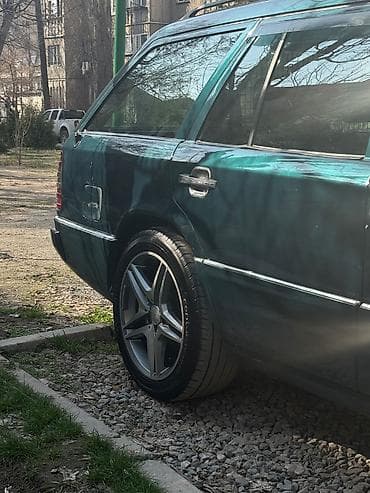 мерседес универсал: Mercedes-Benz E-Class: 1995 г., 2.2 л, Автомат, Бензин, Универсал — 4