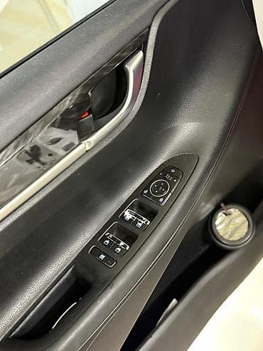 грандер: Hyundai Grandeur: 2019 г., 3 л, Автомат, Газ, Седан — 10