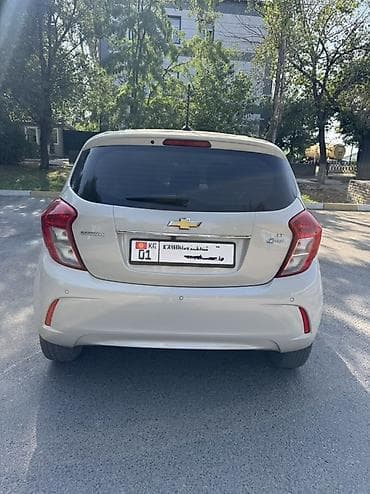 daewoo спарк: Chevrolet Spark: 2016 г., 1 л, Автомат, Бензин, Хэтчбэк — 3