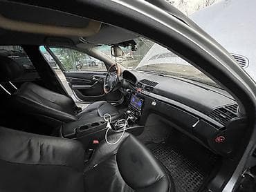 Mercedes-Benz 220: 2000 г., Автомат, Бензин, Седан — 7