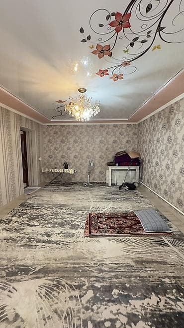 Продажа домов: Дом с участком - Кирпичный дом с двускатной крышей, фасад огражден — 5