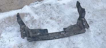 лобовое стекло аккорд: Пластиковая верхняя телевизорная накладка/панель передка (крышка — 1