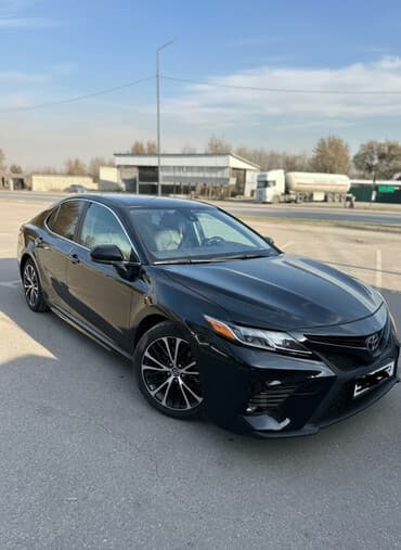 продаю тайота прадо бишкеке: Toyota Camry: 2019 г., 2.5 л, Автомат, Бензиновая, Седан — 1