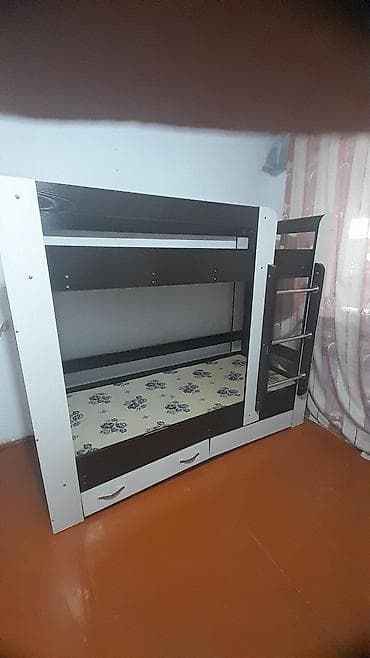 solutions upper: Двухъярусная кровать с ящиками и лестницей - Конструкция: два — 1