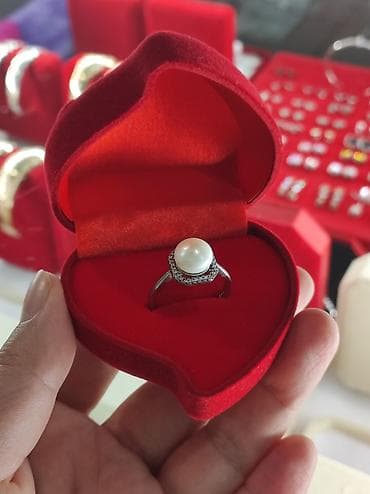 peri: Серебро 925 пробы Жемчуг Размеры имеются Цена со скидкой 1300 сом — 3