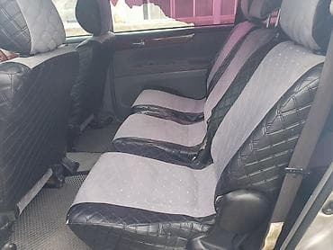 2 2дизель: Toyota Avensis Verso: 2001 г., 2 л, Автомат, Газ, Минивэн — 4