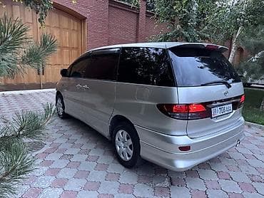 2001: Toyota Estima: 2001 г., 3 л, Автомат, Бензин, Минивэн — 4