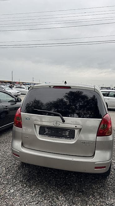 Транспорт: Toyota Corolla Verso: 2003 г., 1.8 л, Механика, Газ, Минивэн — 1