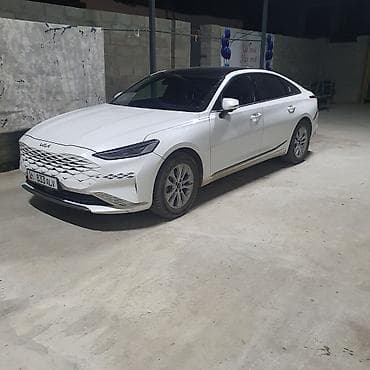 camry 2020: Kia K8: 2022 г., Седан — 3