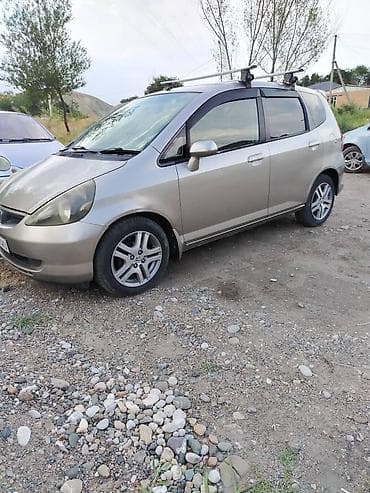 Продажа авто: Honda Fit: 2003 г., Хэтчбэк — 2