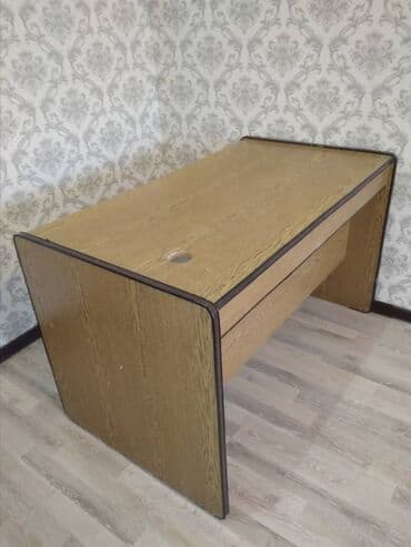 купить бу теннисный стол в бишкеке: Скидка письменный стол продается. В переднем есть шкафчик с 2 мя — 4