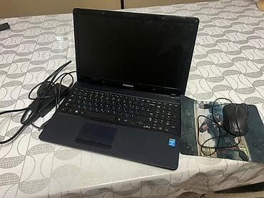 Ноутбук Samsung (серия 15.6") с комплектом УСТУПИМ‼️‼️‼️