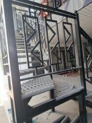 реставрация лестниц: Металлическая лестница Для дома, Форма лестницы: Прямая, Стиль: Лофт — 9