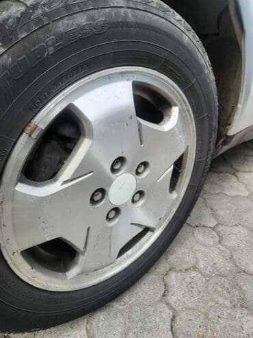 купить зимнюю резину на 16: Колеса в сборе 215 / 60 / R 16, Зима, Комплект, Легковые, Литые, отверстий - 5 — 8