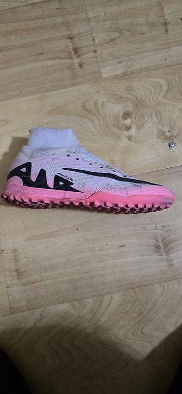 Футбольные бутсы/сороконожки Nike Air Zoom (турф) 37-й размер