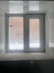 бу эшик айнек: Даяр пластик терезеле, Терезе түрү: Стандарттык, Колдонулган, Орнотуусуз, Бөлүп төлөө жок — 4