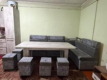кухня мебел: Кухонный уголок с большим обеденным столом и пуфами Комплектация: - — 2