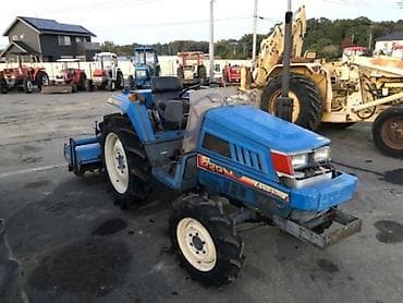 соко тракторго: Продается японский трактор Iseki TU220, с фрезой.Техника в пути есть — 1