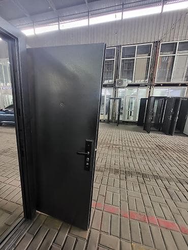 дверь белый: Двери для домов и квартир, Металлическая, Одностворчатая, Китайская, Левосторонняя, цвет - Серый — 2