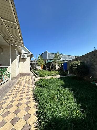 Продается дом в ж/м Кок Джар 📍Локация: Достоевского / Ахунбаева at lalafo.kg Продается дом в ж/м Кок Джар 📍Локация: Достоевского / Ахунбаева