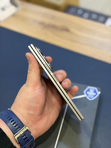 Apple iPhone: Samsung Galaxy Z Fold7 512GB Silver Shadow Open Box❗️ Новый такой — 4