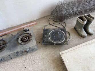 строительные инструменты бу: Продается остатки строй материалы рейки,шланги,рабица 15м,сеткадверь — 26