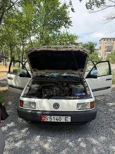 Volkswagen Passat Variant: 1991 г., 1.8 л, Механика, Бензин, Универсал — 10
