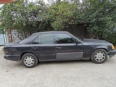 Mercedes-Benz W124: 1992 г., Седан — 3