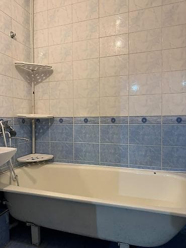 реально: 2 комнаты, 53 м², 106 серия улучшенная, Восток-5 мкр 106 серия улучшенная, 1 этаж, Старый ремонт — 8