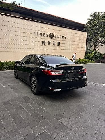 Toyota Camry: 2024 г., 2 л, Вариатор, Гибрид, Седан lalafo.kg да Toyota Camry: 2024 г., 2 л, Вариатор, Гибрид, Седан
