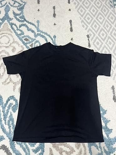 red centr: Набор базовых футболок (4 шт.) - Черная базовая футболка без принтов — 1