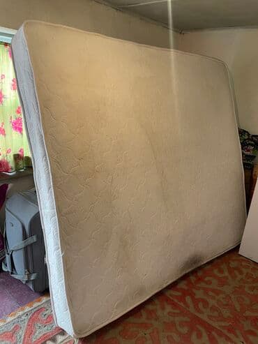 матрас бу: Продаю б/у матрас 2-х спальный. Размер 2x1.80. Состояние хорошее — 4