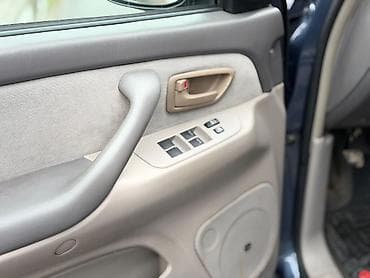 trd pro: Toyota Sequoia: 2005 г., 4.7 л, Автомат, Газ, Внедорожник — 10