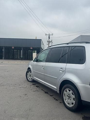 моторы привозные: Volkswagen Touran: 2004 г., 1.9 л, Механика, Дизель, Универсал — 5