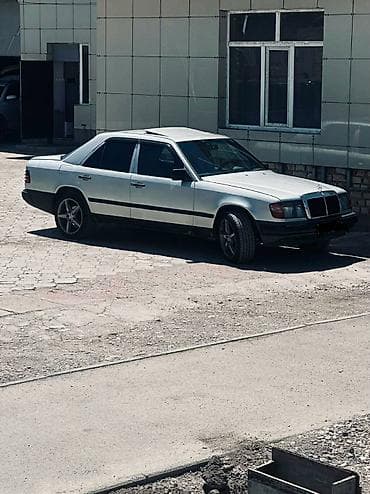 Mercedes-Benz W124: 1987 г., 2.2 л, Седан — 1