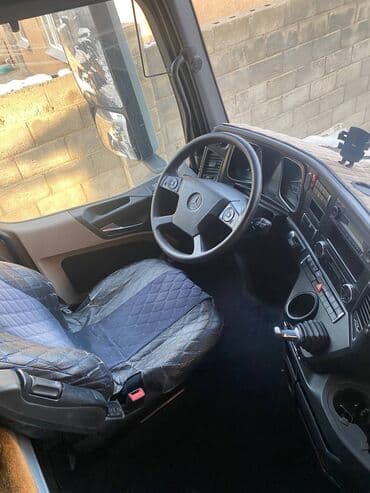 audi s7: Тягач, Mercedes-Benz, 2013 г., Без прицепа — 7