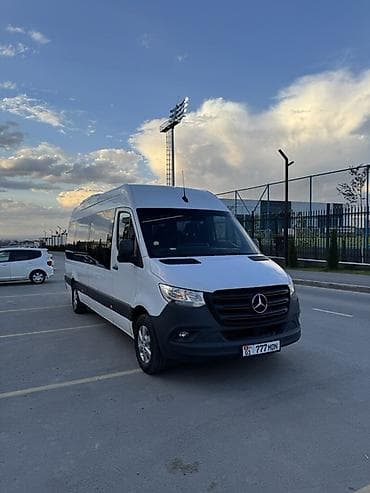 коробка w202: Mercedes-Benz Спринтер: 2019 г., 2.2 л, Автомат, Дизель, Бус — 1
