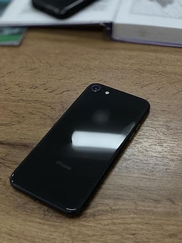Аудиотехника: IPhone 8, Колдонулган, 64 ГБ, Jet Black, Каптама, 88 % — 1